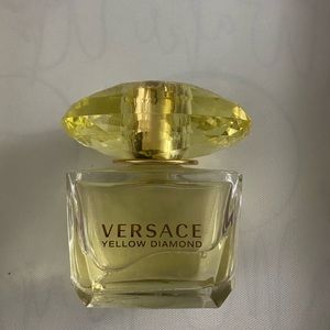 versace yellow diamond